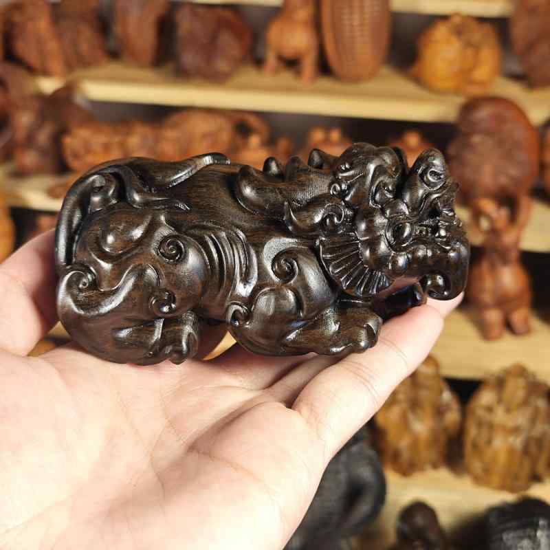 置物 インドネシア ダラカン産 黒檀 無垢材 木彫り 瑞獣 龍頭 貔貅 手作り 工芸品 新中華風 縁起物 魔除け 開運 インテリア オブジェ ギフト