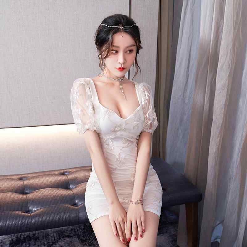 ワンピース レディース 女性用 ナイトドレス キャバドレス セクシー タイト ミニ丈 Vネック 半袖 パフスリーブ ハイウエスト 刺繍 切り替え 細見え スタイルアップ エレガント 上品 ポリエステル ホワイト 春