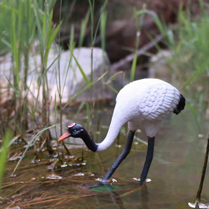 置物 屋外 リアル 鶴 タンチョウ 白鶴 彫刻 オブジェ ガーデン 庭園 池 水辺 玄関 景観装飾 デコレーション レジン製 精巧な作り 田園風