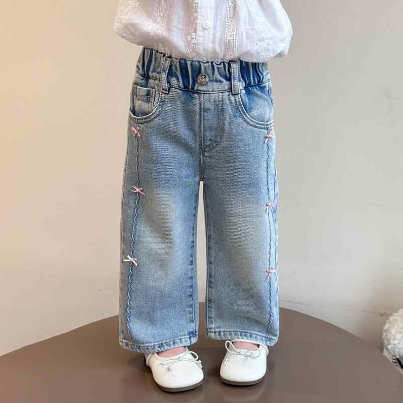デニムパンツ 女の子 女児 キッズ ベビー 春秋 韓国風 おしゃれ ストレート 柔らかな肌触り ブルー 普段使い お出かけ 通学 ゴムウエスト ジーンズ ボトムス