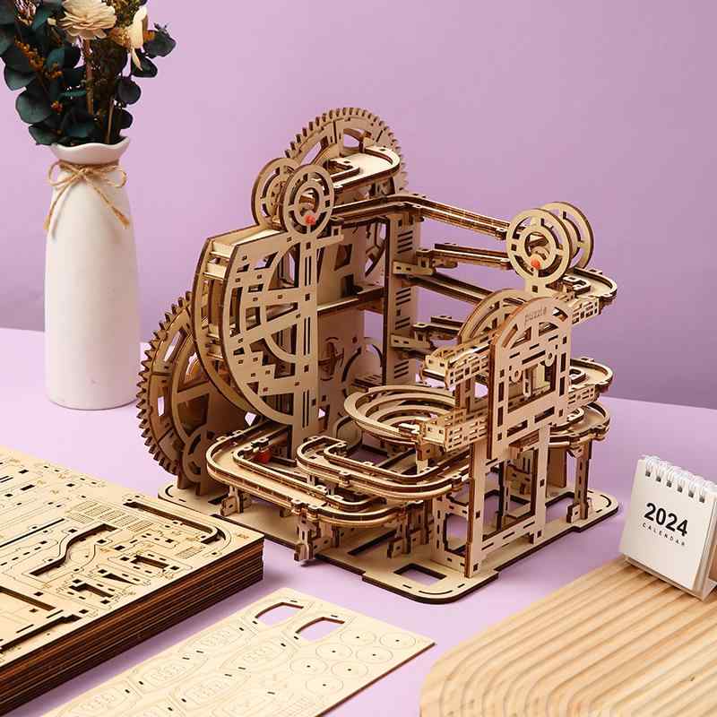 立体パズル 子供用 木製 3D ビー玉転がし 立体迷路 DIY 組み立てキット 知育玩具 脳トレ 思考力 集中力 創造力 親子 インテリアオブジェ