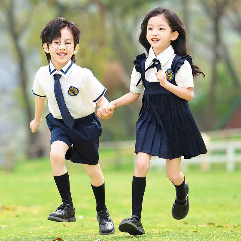 学生服 小学生 幼稚園児 キッズ 男女兼用 半袖 ワイシャツ パンツ ズボン セットアップ 制服 スクール イベント 発表会 英国風 学院風 春夏 綿 コットンブレンド 柔らかな肌触り