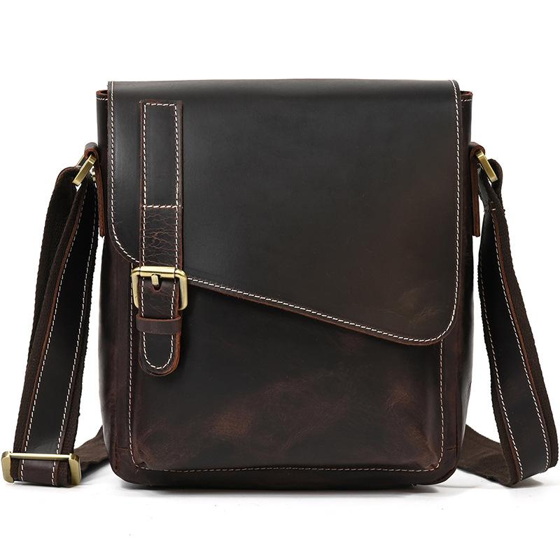 ショルダーバッグ メンズ 男性用 牛革 クレイジーホースレザー フラップ 斜め掛け クロスボディバッグ ビジネス 通勤 カジュアル 旅行 普段使い 鞄 ステッチ ナイロン裏地 ダークブラウン ブラウン ライトブラウン