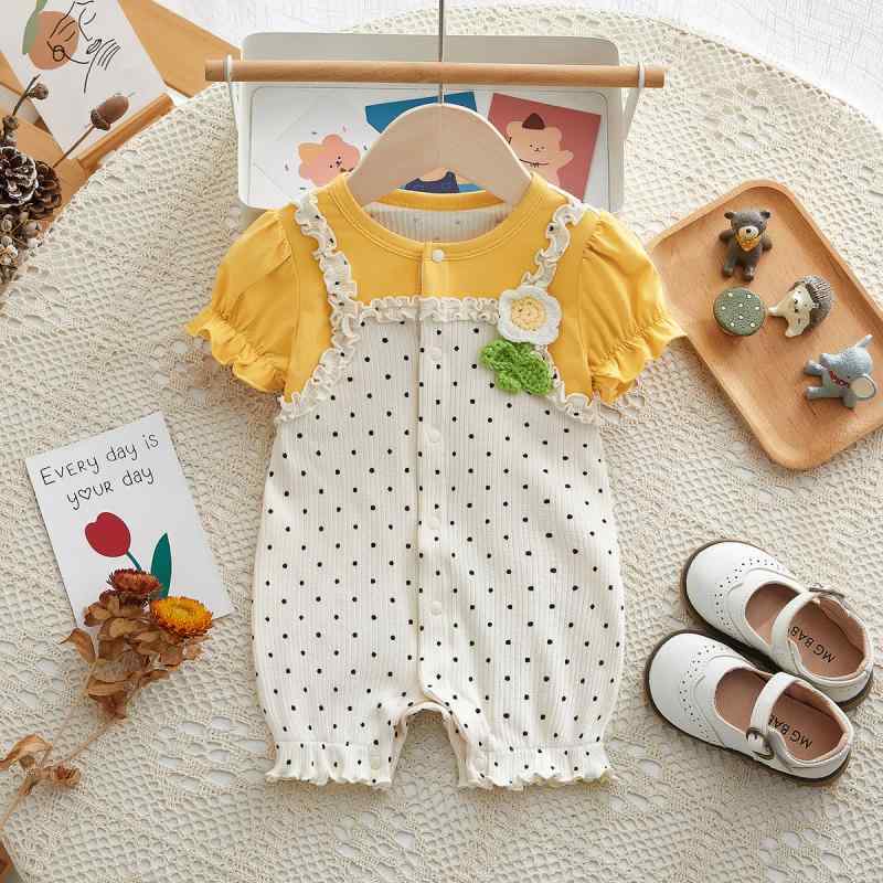 ロンパース 女の子 ベビー 新生児 乳幼児 春夏 半袖 立体花 フラワーモチーフ 前開き スナップボタン 綿95% コットン リブ素材 薄手 韓国風 かわいい アプリコット ベージュ