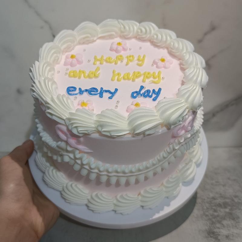 ケーキ模型 20cm ダミーケーキ 食品サンプル イミテーション 誕生日 記念日 パーティー お祝い スイーツデコレーション 店舗ディスプレイ ショールーム モデルルーム 撮影小物 リアル 精巧 フォーム素材