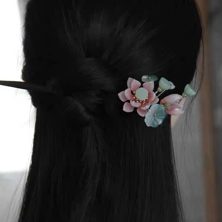 簪 古風 漢服 中国伝統衣装 新中華風 レトロ 木製 蓮の花 ハスの花 手作り ハンドメイド シンプル 清楚 上品 涼しげ クール 夏 サマー ヘアアクセサリー 髪飾り