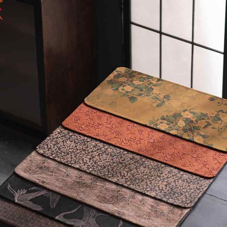 茶席 香雲紗 柞蚕絹 両面仕立て 鶴柄 蓮模様 龍紋 山茶花柄 格子 百花模様 中華モダン ライトラグジュアリー 布製 断熱 乾泡マット 4,877円