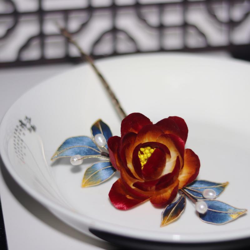 髪飾り 女性用 花嫁 簪 フィリグリー細工 絨花 ベルベット シルク 牡丹モチーフ 中国古風 レトロ 漢服 和装 ブライダル 結婚式 ヘアアクセサリー