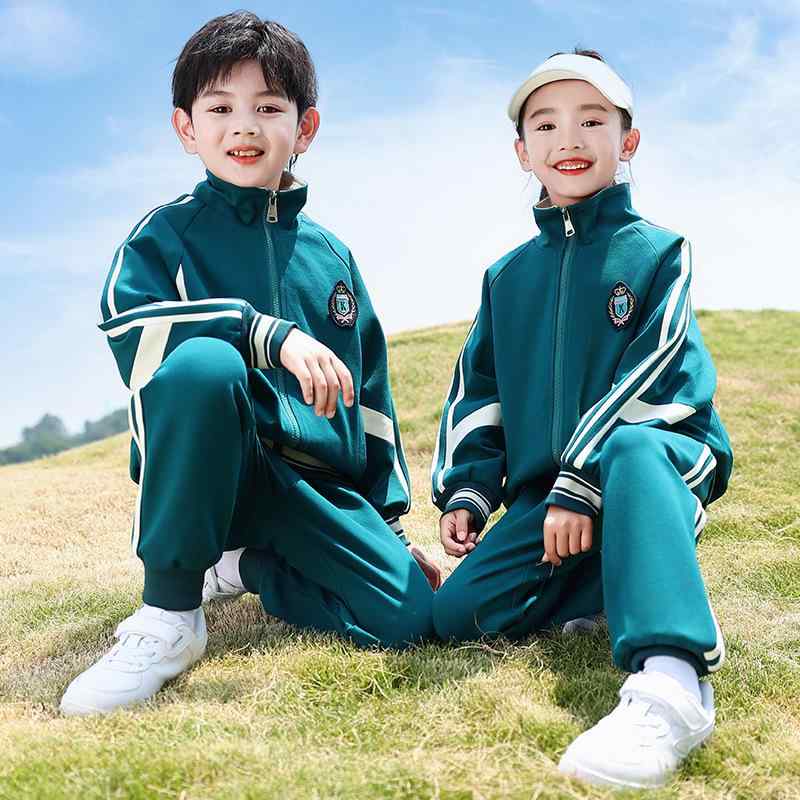 ジャージ キッズ ジュニア 男女兼用 幼稚園 園児 小学生 中学生 スクールウェア 制服 運動着 体操服 スポーツウェア 3点セット アップ 長袖 長ズボン 通学 体育 運動会 普段着 カジュアル 綿 通年
