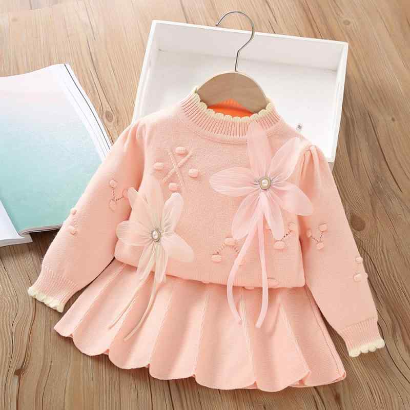 キッズ 女の子 ニット セーター トップス プルオーバー ショートスカート 2点セット アクリル かわいい キュート 花柄 無地 秋冬 レッド オフホワイト グリーン ピンク 幼児 小学生 通学 お出かけ