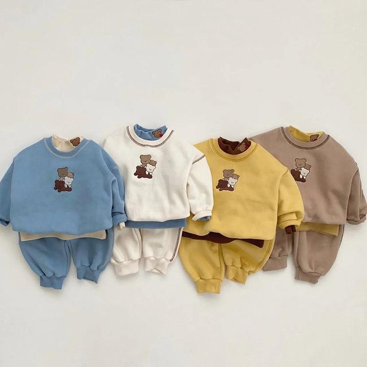 キッズ 韓国子供服 男の子 女の子 セットアップ 三匹のクマ アップリケ刺繍 キャラクター スウェット トレーナー 長袖 長ズボン 綿 カジュアル スポーツ 普段着 部屋着 通園 通学 春秋 4,486円