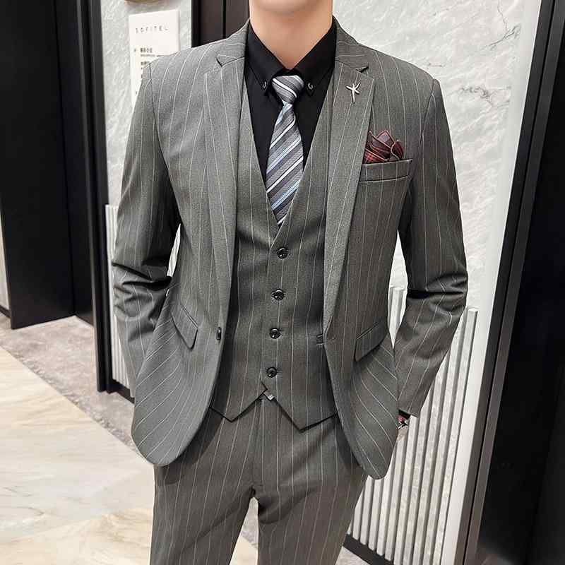 背広 メンズ 商行為 心地好い 縞模様 縦縞 か細い相応う 細身 上衣 スラックス ズボン下 セットアップ 秋冬 通い 事務室 人絹 生まれ変わり衣料繊維 混紡 黒いこと 薄墨色