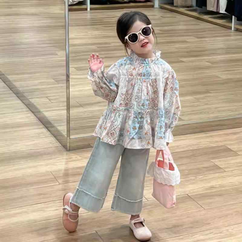 子供服 女の子 韓国ファッション 春秋 スタンドカラー 小花柄 長袖ブラウス デニム フレアパンツ 2点セット かわいい セットアップ 綿混素材 カジュアル お出かけ着