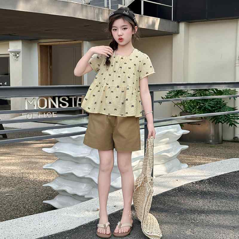 キッズ 女の子 セットアップ 半袖Tシャツ ショートパンツ 夏 蝶結び 総柄プリント かわいい カジュアル 2点セット 綿素材 ジュニア 小学生 中高生 薄手