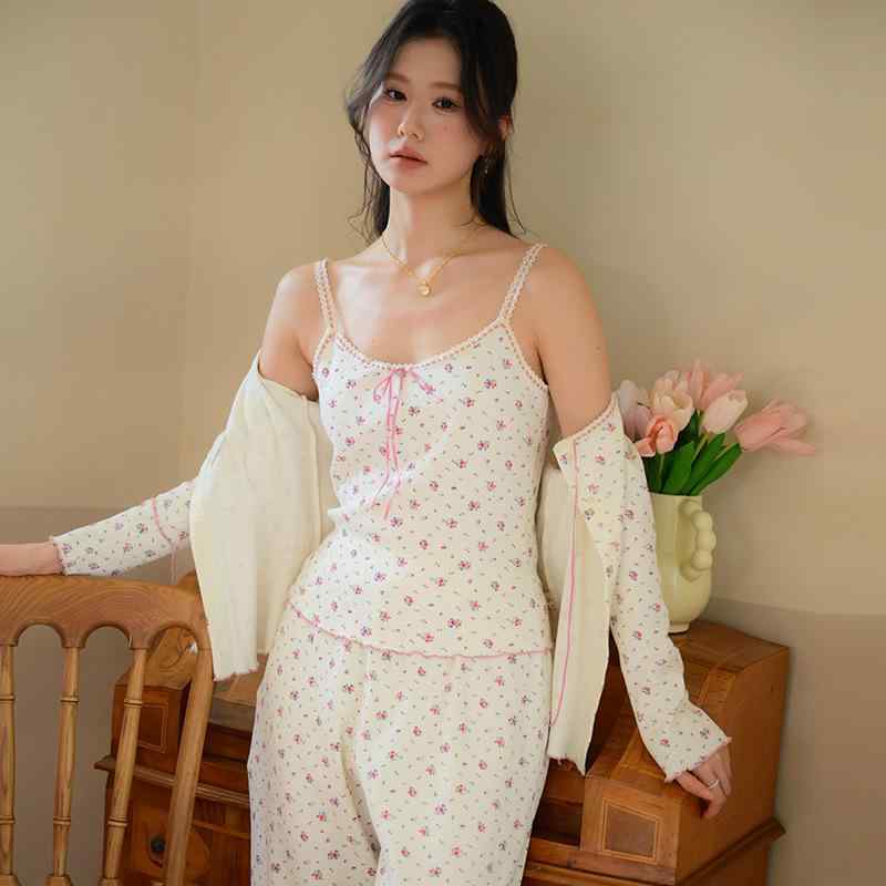 パジャマ レディース お上さん用 フレンチ表現スタイル 春夏 雅びやか 編み物刷り上げる 花柄 艶っぽい キャミソール ジレー 3点仕掛ける ロングズボン下 長ズボン お部屋お召しもの ナイト爵お召しもの 薄っぺら 好いたらしい 伸び伸びする 雅びやか 人絹混 普段使い走り おうち第四次元