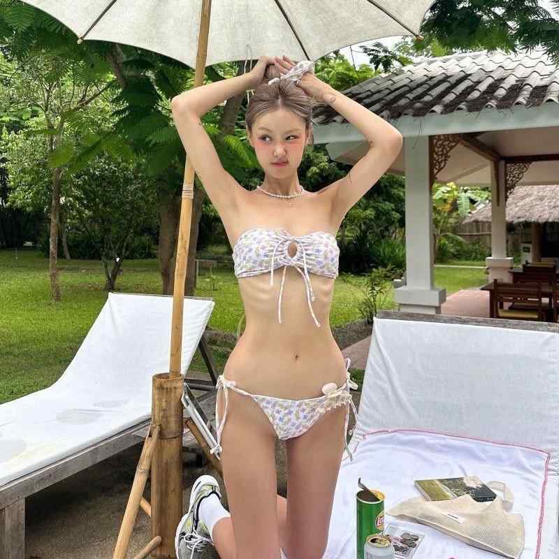 水着 レディース ビキニ セパレート 3点セット 花柄 フェミニン リゾート 温泉 セクシー パット付き ノンワイヤー 体型カバー｜あじゅり