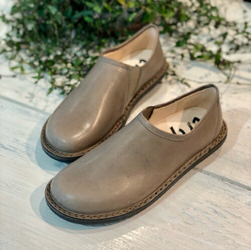 Trippen トリッペン 本革 Yen イェン Elefante スリッポン Closedコレクション シンプル グレージュ靴 レディース Ele Gy レザー 本革 Ele Gy グレージュ あかい靴定番のスリッポン 履くほどに足に馴染み 革の表情を楽しめるシューズ