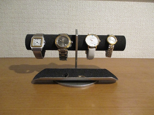 円 世界有名な 時計スタンド ウオッチスタンド おしゃれ 高級 4本用 腕時計スタンド 自作 名入れ 刻印 ラッピング 腕時計収納 腕時計 飾る 収納 ブラックトレイ付き4本掛け腕時計ディスプレイスタンド