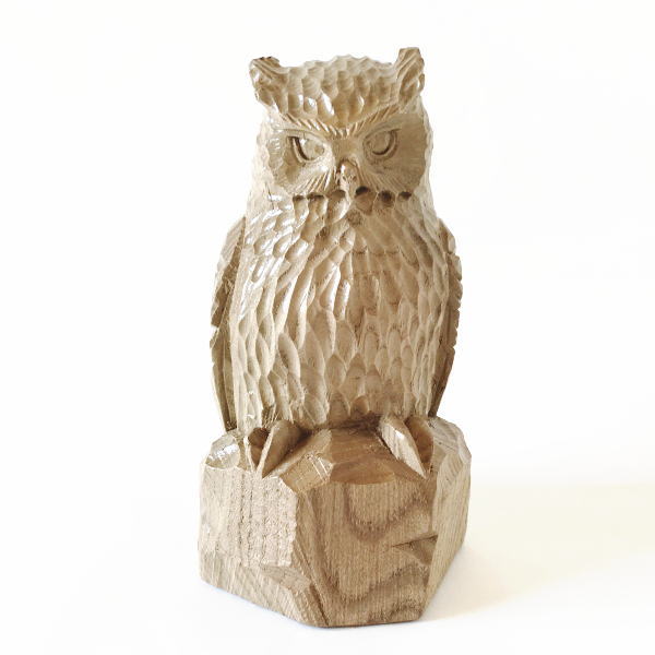 送料無料 一品作　木彫り　ふくろうの置物　【２８０】　北海道　埋もれ木　フクロウ　インテリア　オブジェ　木製品　木工　きぼり　ウッドカービング　 クラフト｜阿寒湖　きりり