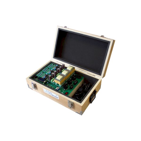 (LINEクーポン有)アドウィン ADWIN AKE-1203S 直送 代引不可・他メーカー同梱不可 AC100Vからつくる1・2・3相交流電源 AKE1203S【送料無料】