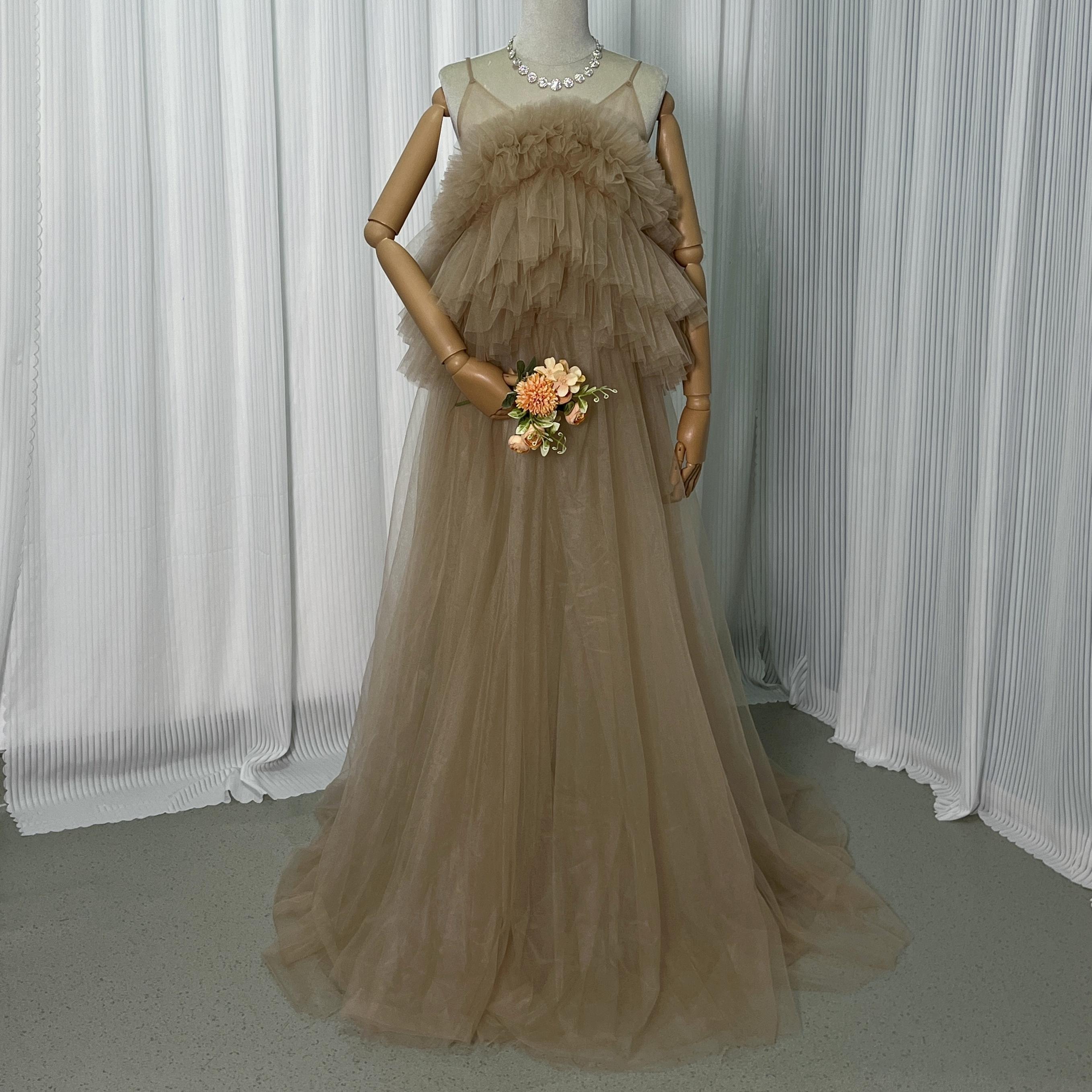 オーバードレス カーキ色 キャミソール ソフトチュール デザイン感 結婚式 前撮り 二次会｜暁_ASUSA