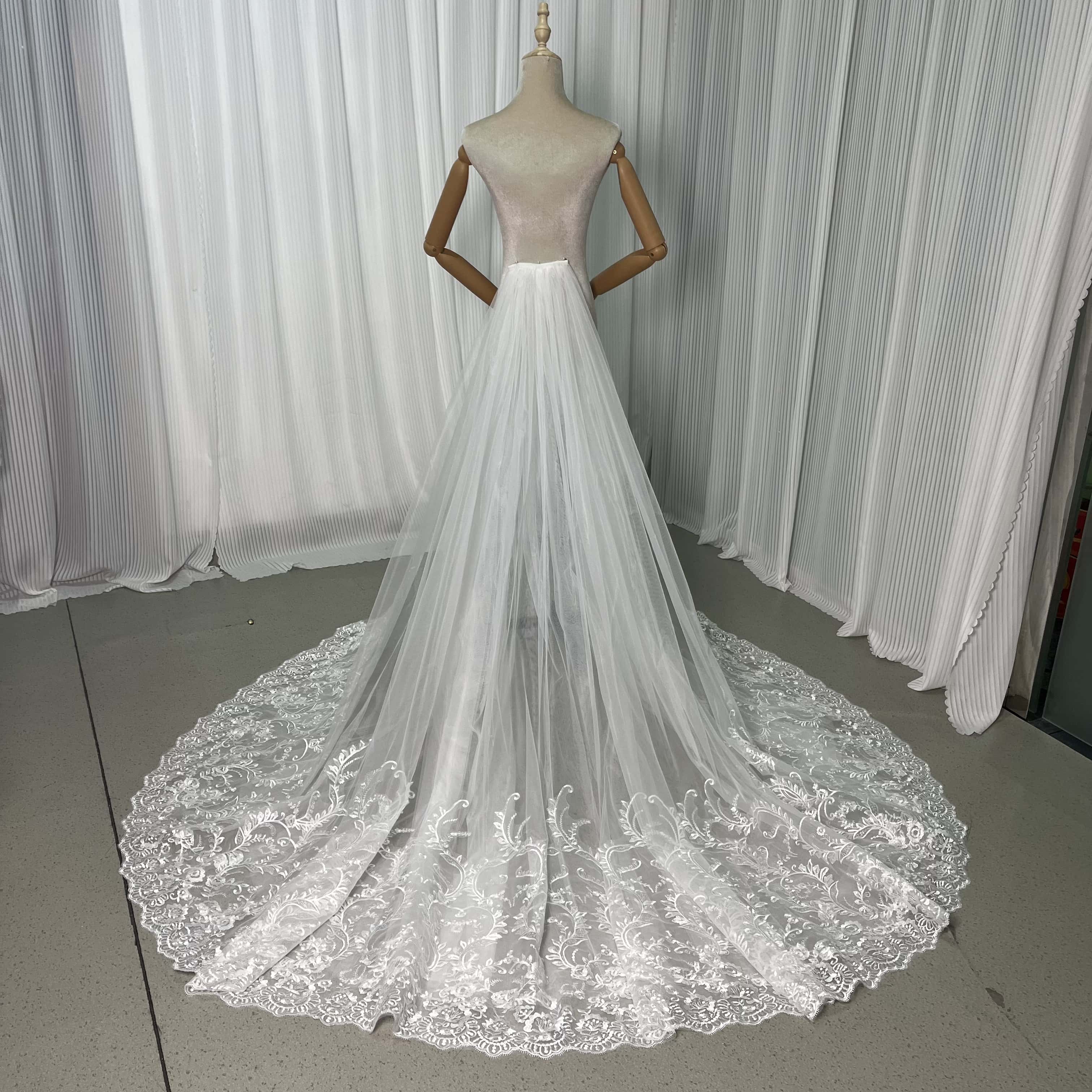 楽天市場】実例写真！取り外し刺繍トレーン 上品レース ボリューム  