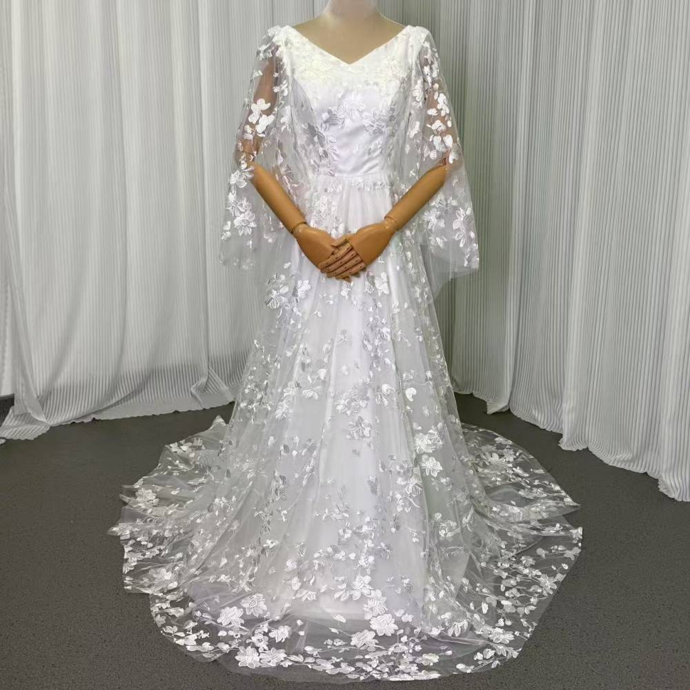 ウェディングドレス Vネックドレス ふわふわ袖 ファスナー 贅沢な総レース Aライン 結婚式 オフホワイト｜暁_ASUSA