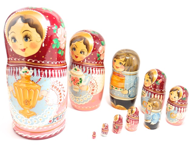 セミョーノフ産 マトリョーシカ 10個組 「ARTIST Serise」(お茶会 ファミリー) [ロシア製] ｜Akhtuba 15,620円