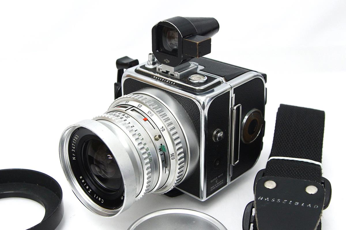 Hasselblad 500C/M + A12マガジン　中判フィルムカメラ Hasselblad ハッセルブラッド 500C/M ボディ + A12 マガジン