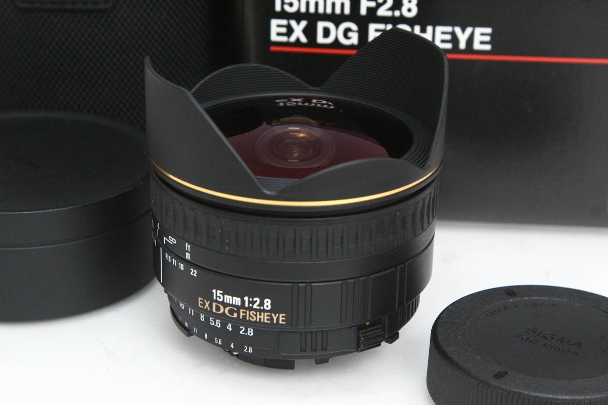 【中古】【良品】シグマ 15mm F2.8 EX DG DIAGONAL FISHEYE (ﾆｺﾝ AF) CA01-R3346-2A4 シグマ SIGMA ニコンFマウント 単焦点 AF フルサイズ フィッシュアイ 魚眼