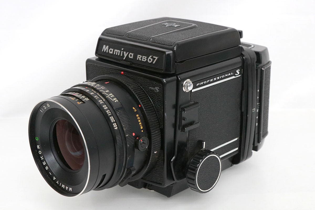 【中古】【ジャンク品】マミヤ RB67 PRO S + MAMIYA-SEKOR C 1:3.8 f\u003d90粍 CA01-M4449-2C4-ψ 6×7 120写真フィルム 中判写真機 一眼二眼レフ mamiya