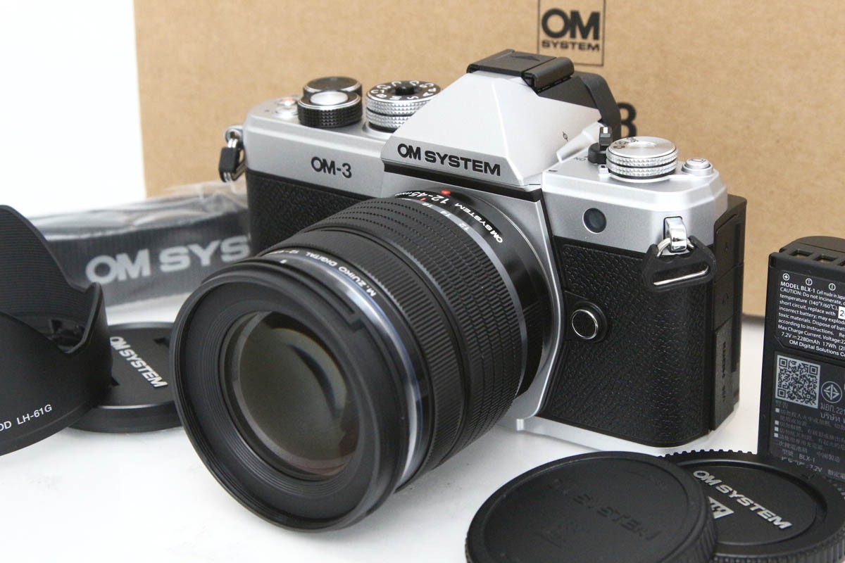 【中古】【極美品】OMシステム OM SYSTEM OM-3 12-45mm F4.0 PRO レンズキット（センサー清掃済） CA01-R4706-2S3 OMSYSTEM ミラーレス マイクロフォーサーズマウント 手ブレ補正 4K対応