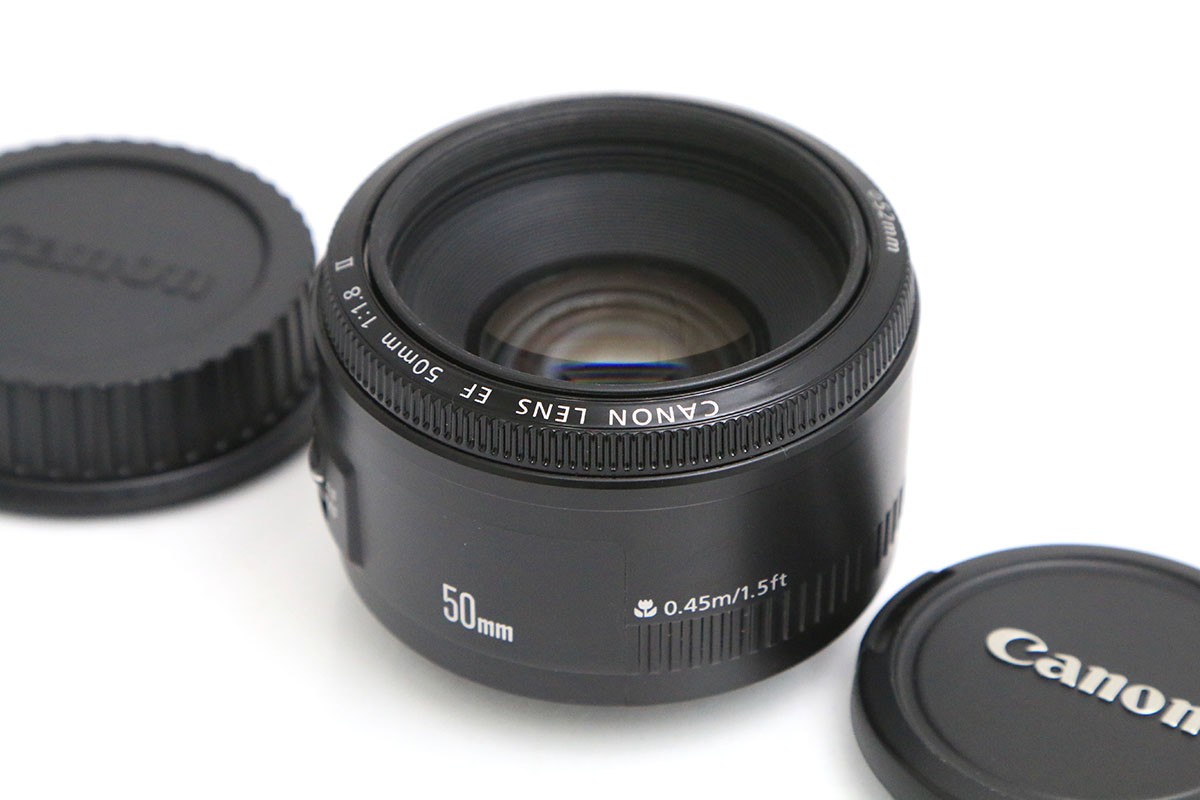 【中古】【美品】キヤノン EF50粍 F1.8 II CA01-B5728-2M2A Canon EFマウント フルサイズ 単興味の中心 中古