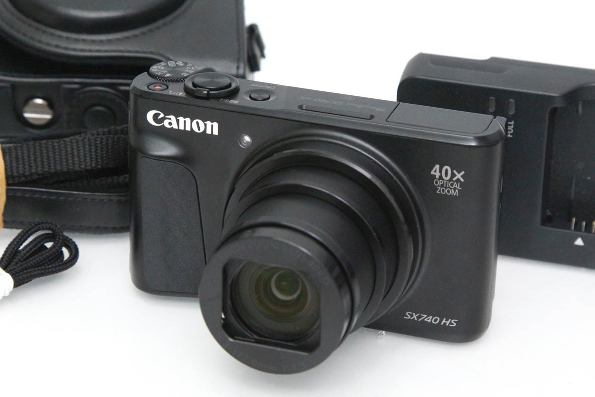 【中古】【良品】キヤノン PowerShot SX740 HS [ブラック] CA01-R5870-3V1B Canon デジカメ コンデジ 光学ズーム 手ブレ補正 中古｜アキバ流通プラス店