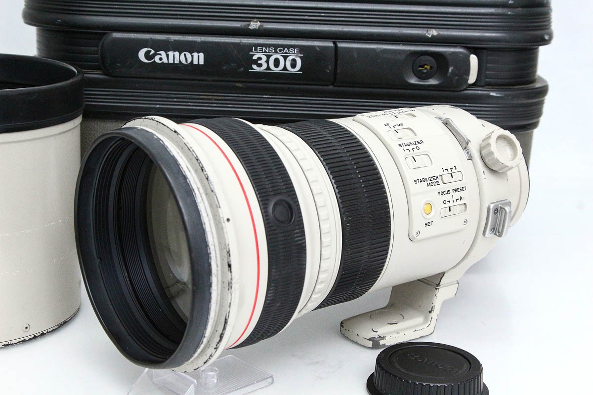 【中古】【お買い得品】キヤノン EF300粍 F2.8L IS USM CA01-R5502-2D5 Canon EFマウント 望遠 単興味の中心 手ブレ手を加える 中古
