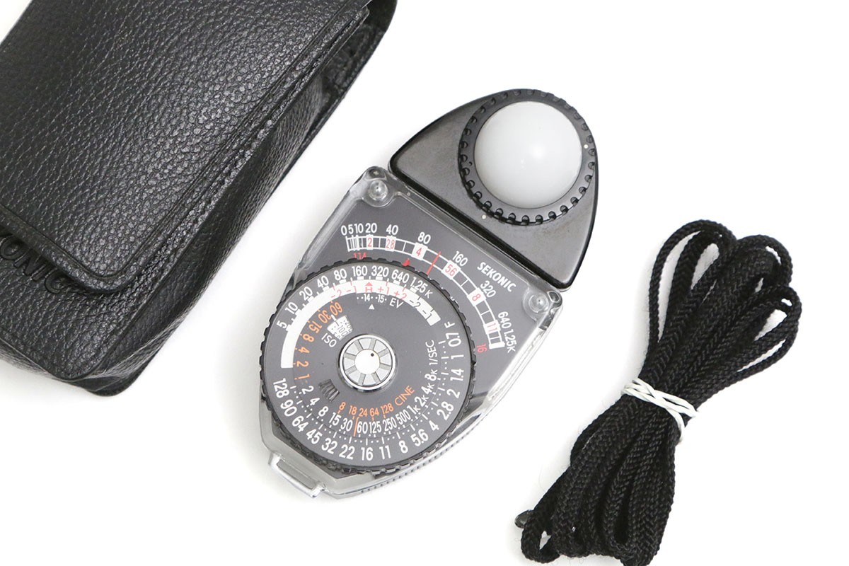 【中古】【並品】セコニック SEKONIC STUDIO DELUXE II CA01-B4596-2D3A 制作室晴れ晴れしい 見せびらかす計 測光器 斑点模様測光 照りかえし光 入射光 中古