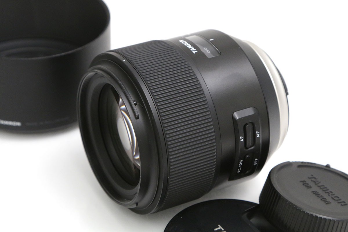【中古】【並品】タムロン SP 85mm F/1.8 Di VC USD (Model F016) [ニコン用] CA01-B3699-2A1F TAMRON タムロン ニコンFマウント 単焦点 AF/MF フルサイズ 大口径｜アキバ流通プラス店