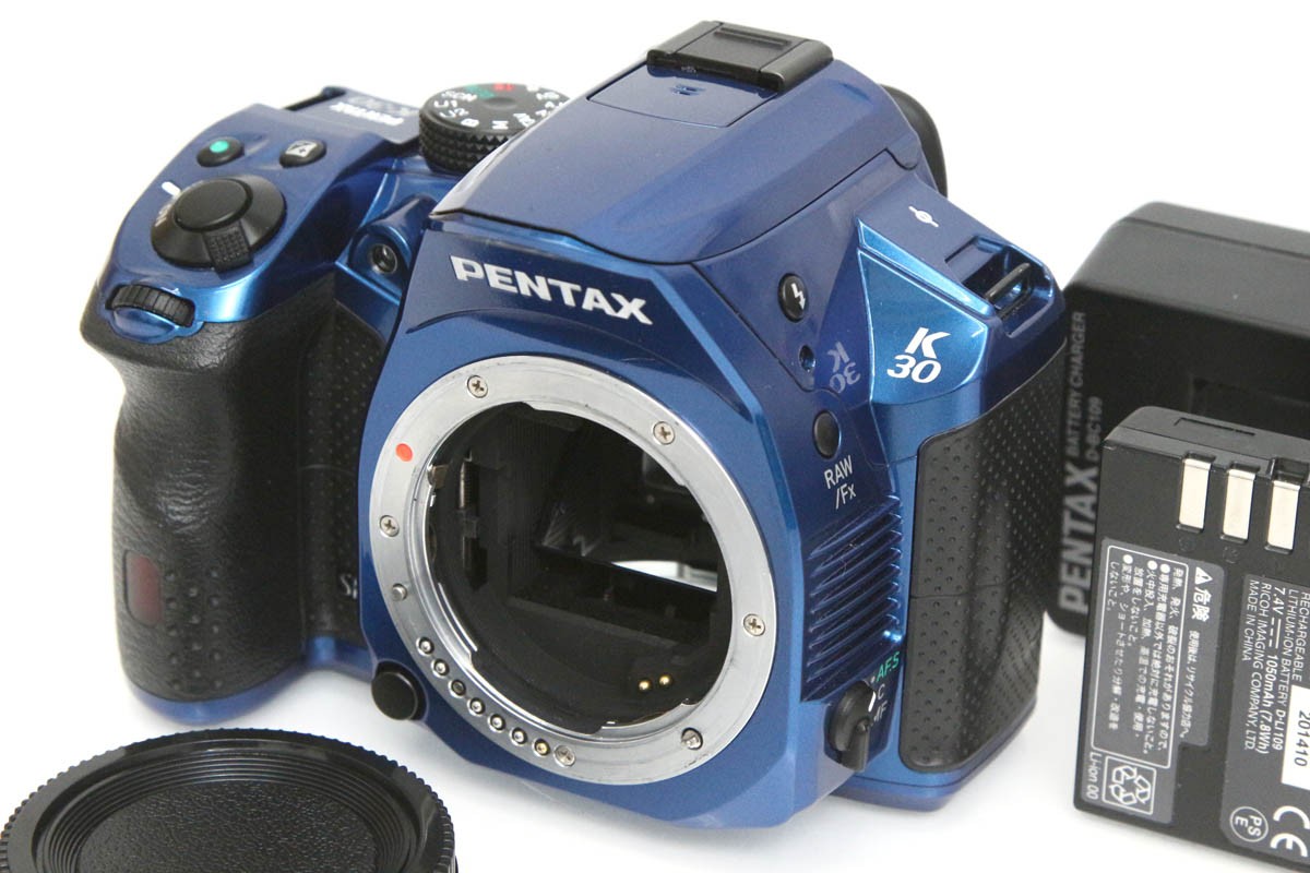 【中古】【良品】ペンタックス PENTAX K-30 ボディ [クリスタルブルー]（センサー清掃済） CA01-R4153-3U1B ペンタックス Kマウント PENTAX 一眼レフ APS-C 手ブレ補正