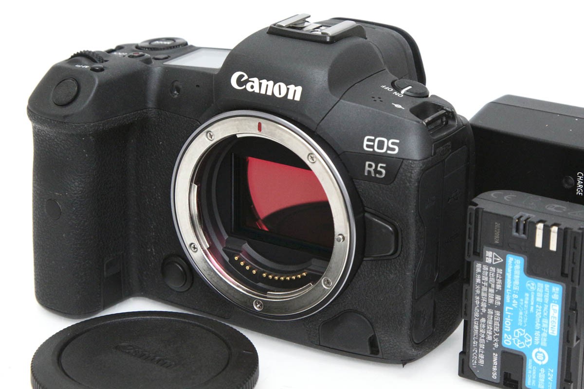 【中古】【並品】キヤノン EOS R5 ボディ（センサー清掃済） CA01-R3990-3V1B Canon RFマウント フルサイズ 5軸手ブレ補正 EVF 中古