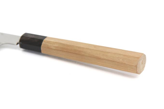 東源正信　裂き包丁　刃渡り17cm 志津刃物製作所 玄 牛刀 (180mm / 210mm) ｜Discover Japan 公式