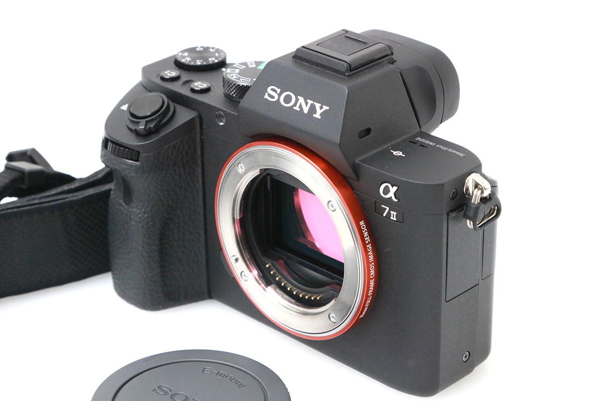 【中古】【美品】ソニー α7 II ILCE-7M2 ボディ（センサー清掃済み） CA01-M6203-2P1A SONY Eマウント フルサイズ 5軸手ブレ補正 EVF 中古