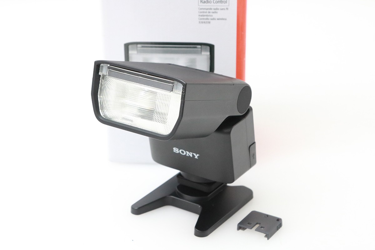 【中古】【美品】ソニー HVL-F28RM 閃光電球 CA01-M6520-2D4 SONY クリップオン 閃光電球 閃光電球 無線電話 単3 中古