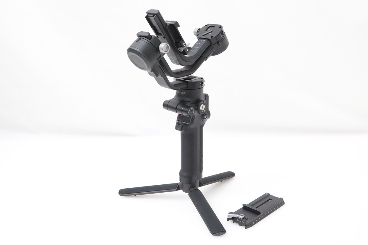 【中古】【お買い得品】DJI RSC 2 CA01-M5731-2E1 3軸 ジンバル スタビライザー 中古