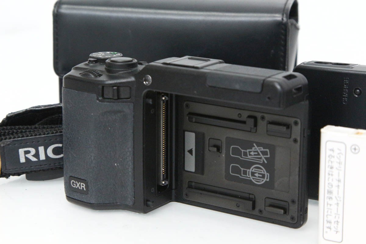 【中古】【お買い得品】リコー GXR 上半身 CA01-R5597-2P2B リコー RICOH GXR