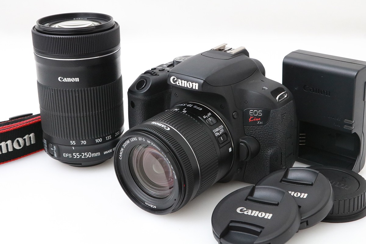 【中古】【美品】キヤノン EOS Kiss X9i ダブルズームキット （検知器洗い濯ぎ済み） CA01-M6658-3V2A CANON キヤノン EFマウント EOS 一眼一眼レフ APS-C