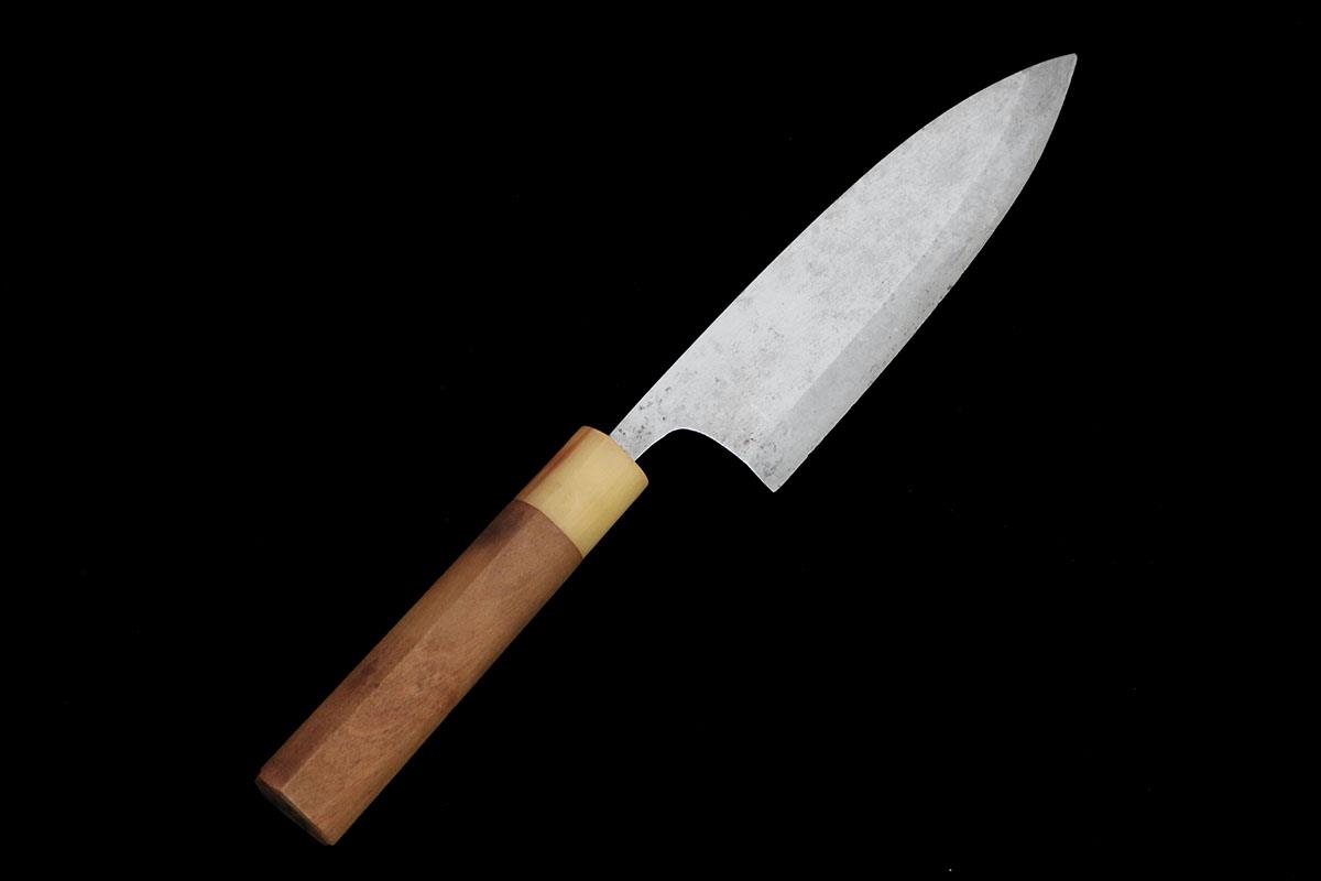 【中古】【美品】かね惣 出刃包丁 霞 五寸 朴柄 KN02-B451-2L1D 魚 肉 ウロコとり 骨の処理 背開き 三枚おろし 中古