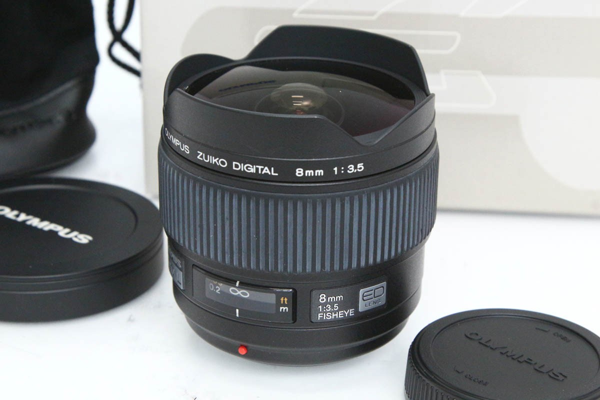【中古】【良品】オリンパス ズイコーデジタル ED 8粍 F3.5 Fisheye CA01-R4997-3X5 OLYMPUS フォーサーズマウント 単興味の中心 広角レンズ フィッシュアイ 中古