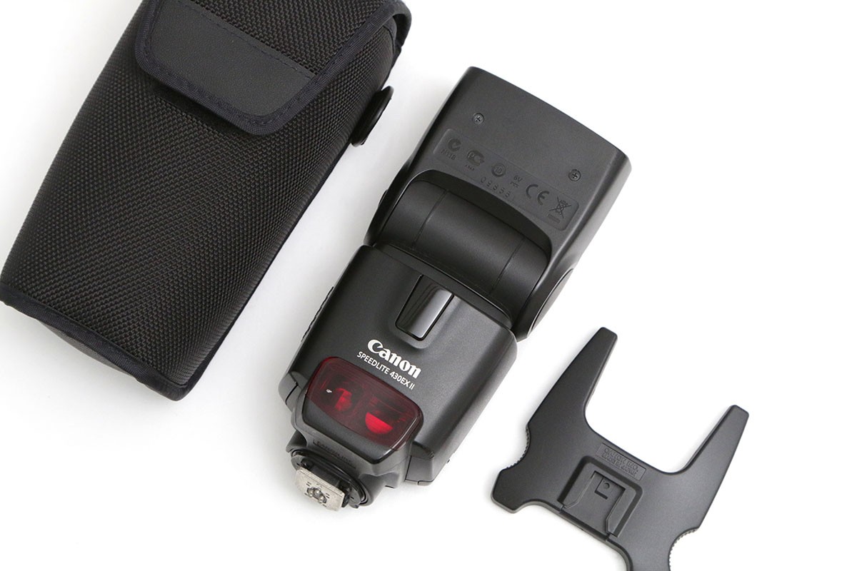 【中古】【並品】キヤノン スピードライト 430EX II CA01-B3582-2D1A CANON キヤノン フラッシュ ストロボ 単3 FP発光 E-TTLII E-TTL TTL