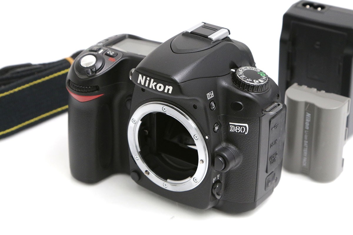 【中古】【ジャンク品】ニコン D80 ボディ CA01-B2444-2Q2A-ψ ニコン Fマウント Nikon 一眼レフ APS-C