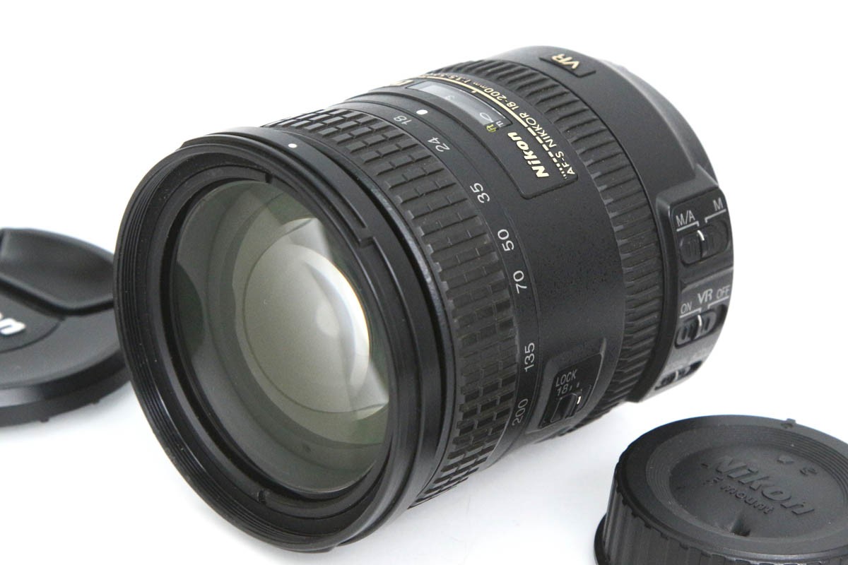 【中古】【お買い得品】ニコン AF-S DX NIKKOR 18-200mm f/3.5-5.6G ED VR II CA01-R2469-2M6D-ψ Nikon Fマウント APS-C 標準ズーム 高倍率 手ブレ補正 中古